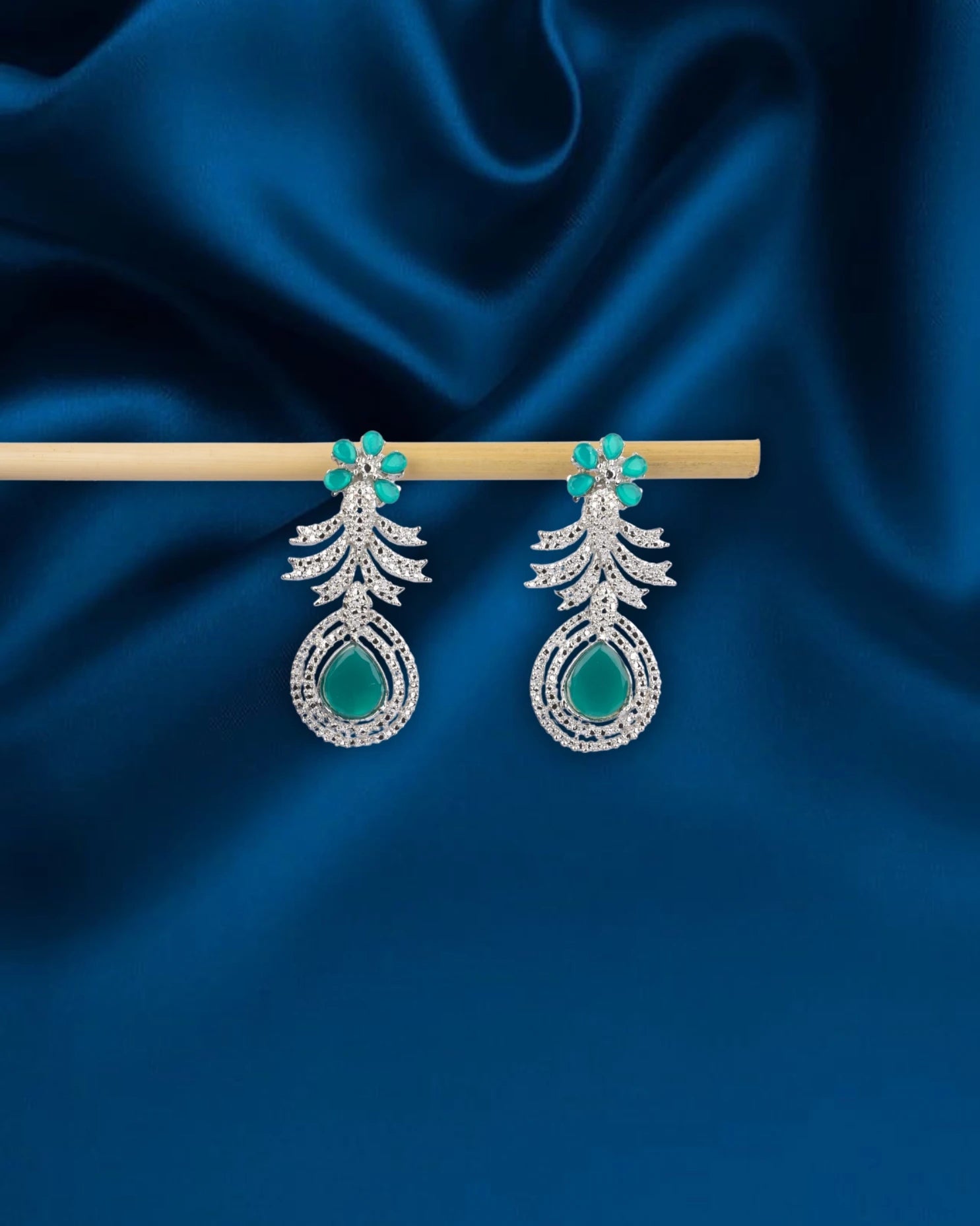 Luxury Drop Earrings for Women — Elegant Wedding & Anniversary Jewelry