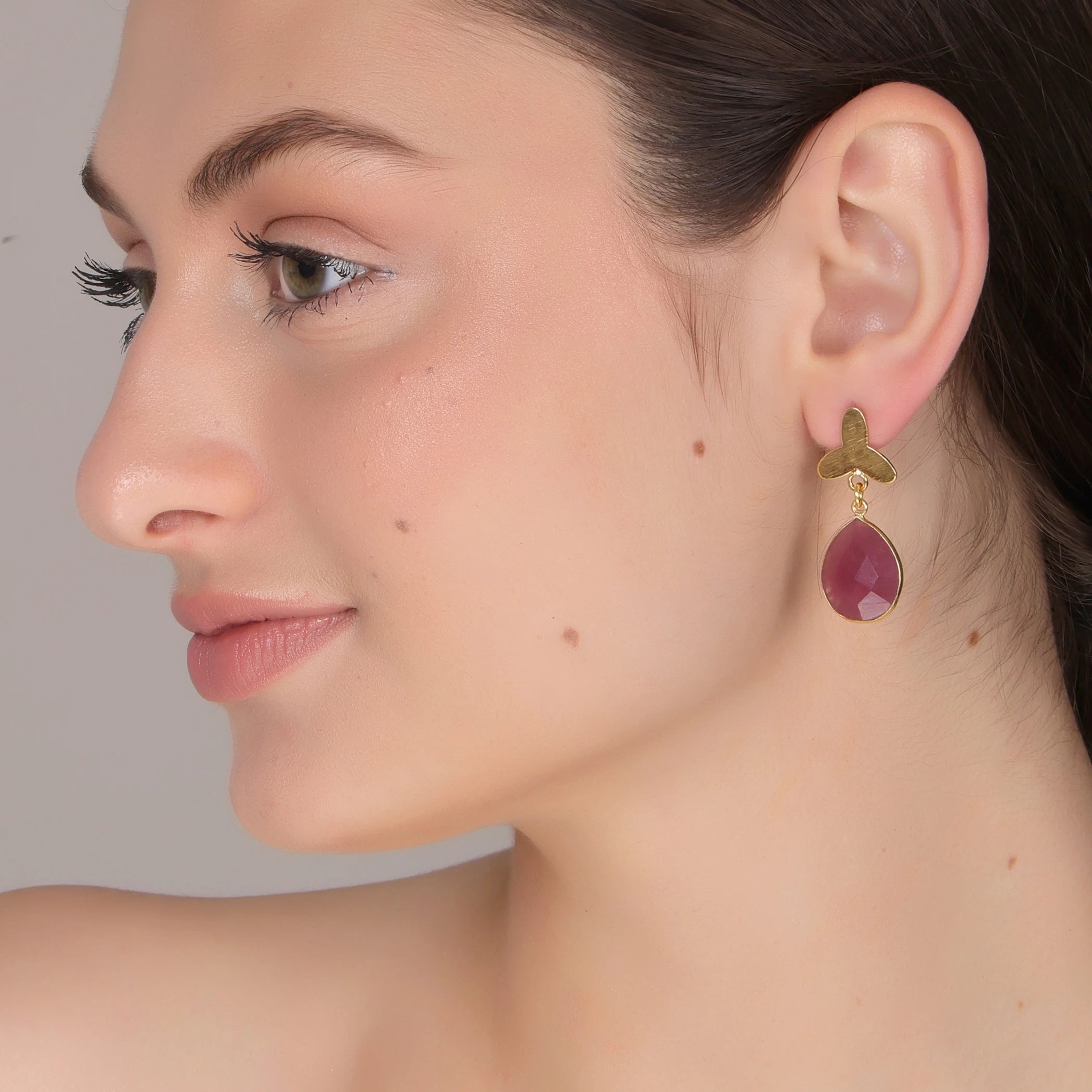 Handmade Dua Pink Jade Flower Pear Drop Earrings 18K Gold Plated Brass Trendy Elegant Natural Gemstone Women's Wedding Jewelry
