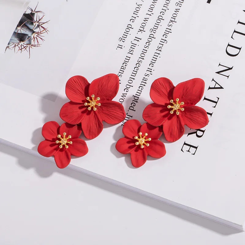 Pendientes coreanos grandes de doble flor para mujer, aretes llamativos de Metal para fiesta en la playa, joyería bohemia de moda, regalo para niña