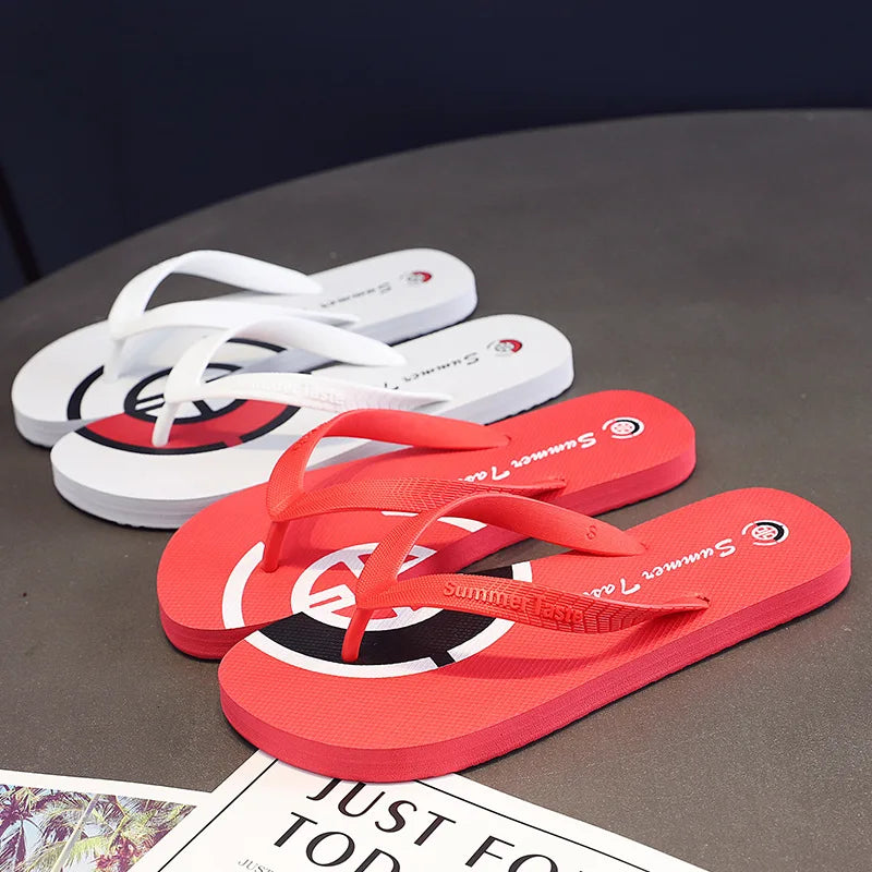 Chanclas antideslizantes para hombre, sandalias de playa ligeras informales de Corea para exteriores, zapatillas para el hogar, chanclas para estudiantes, novedad de 2022