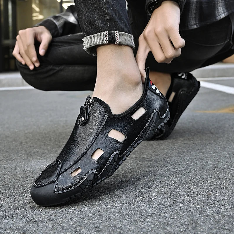 2022 Men's Outdoor Hiking Trekking Beach Hollow Leather Leisure Other Sandals Flat Sandals
