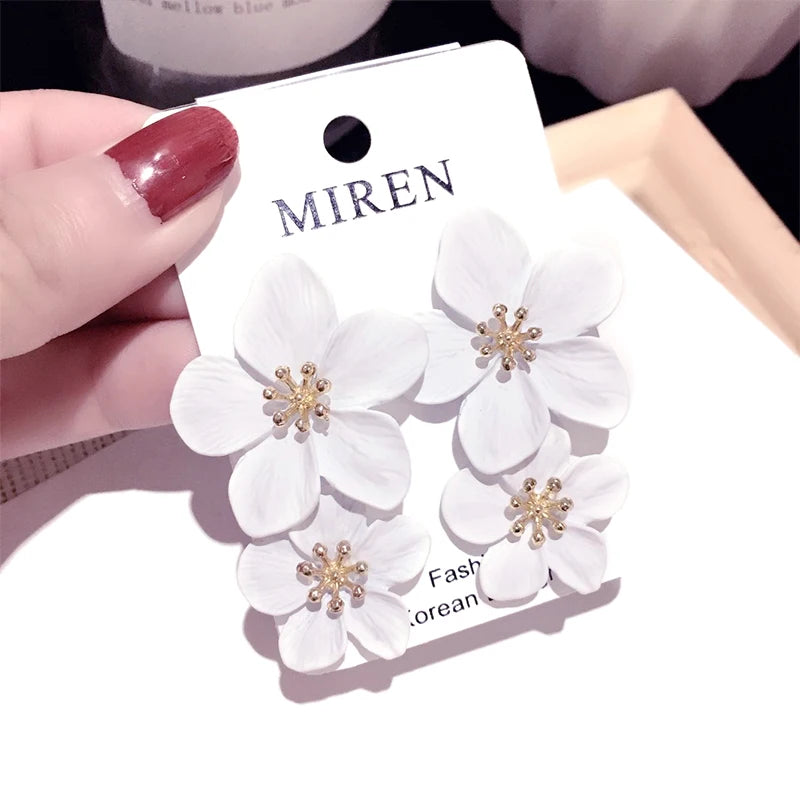 Pendientes coreanos grandes de doble flor para mujer, aretes llamativos de Metal para fiesta en la playa, joyería bohemia de moda, regalo para niña