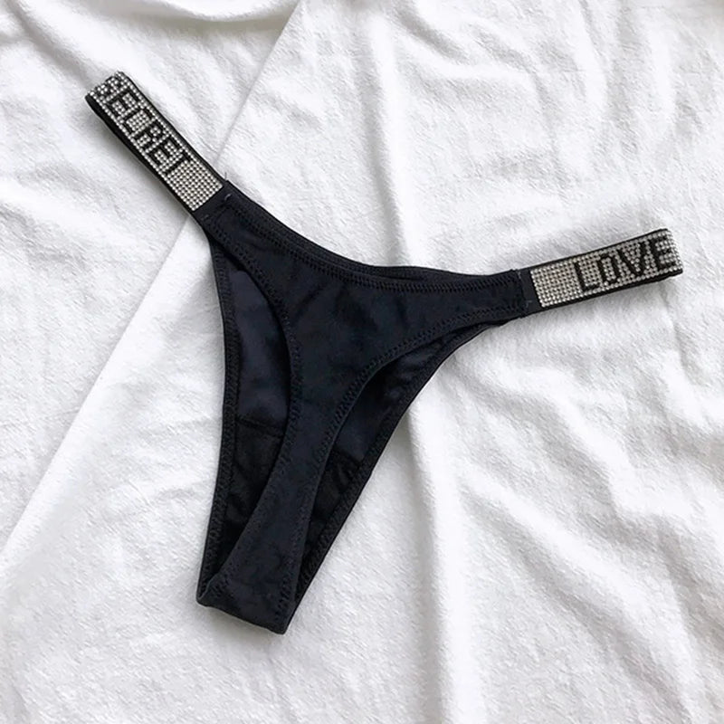 Tangas sexis de cintura baja para mujer, bragas con diamantes de imitación y letras, Tanga deportiva, pantalones cortos, calzoncillos con espalda en T, talla S-XL para Fitness