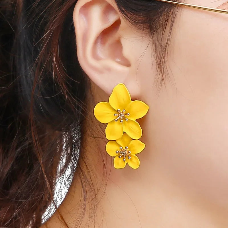 Pendientes coreanos grandes de doble flor para mujer, aretes llamativos de Metal para fiesta en la playa, joyería bohemia de moda, regalo para niña