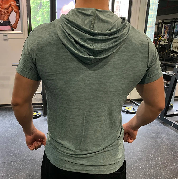 Camiseta deportiva para gimnasio con capucha para correr para hombre, camiseta ajustada de alta elasticidad transpirable de secado rápido para culturismo, camisetas para hombre