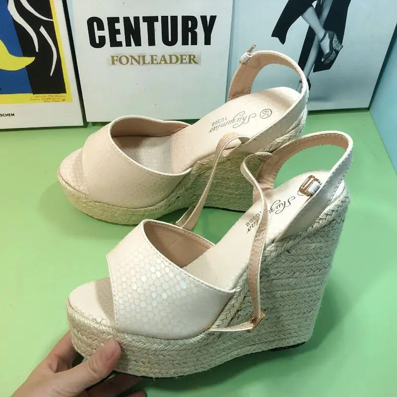 Size US11 Comfortable Sexy Ladies Big Feet Platform Wedge Sandals for Female