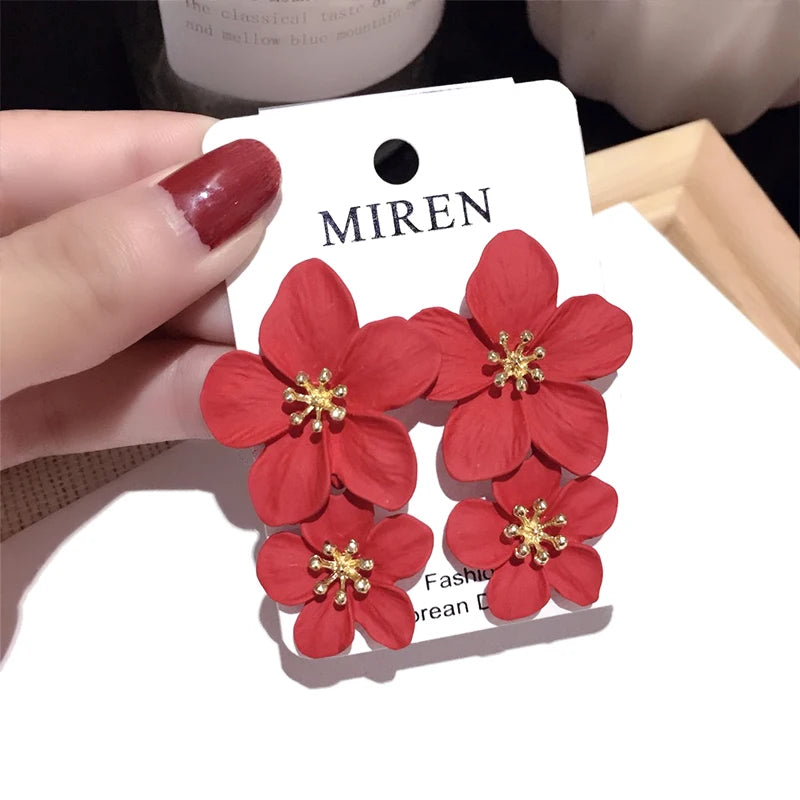 Pendientes coreanos grandes de doble flor para mujer, aretes llamativos de Metal para fiesta en la playa, joyería bohemia de moda, regalo para niña