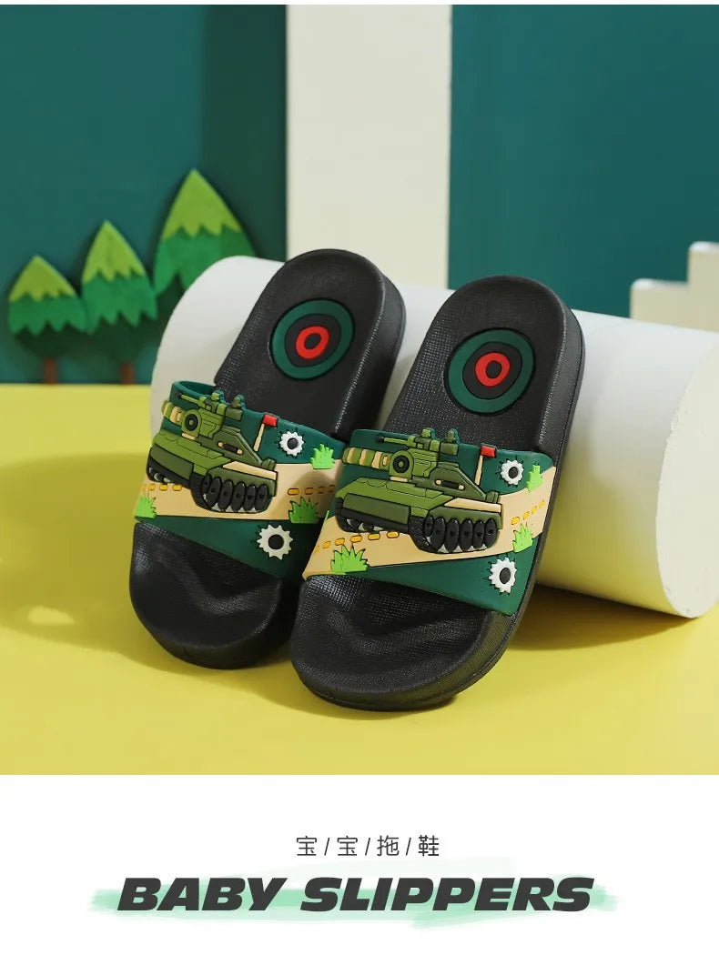 Zapatillas sin mangas de dibujos animados de verano para niños y niñas, chanclas de Pvc para el hogar, sandalias de playa antideslizantes para niños grandes de 3 a 14 años