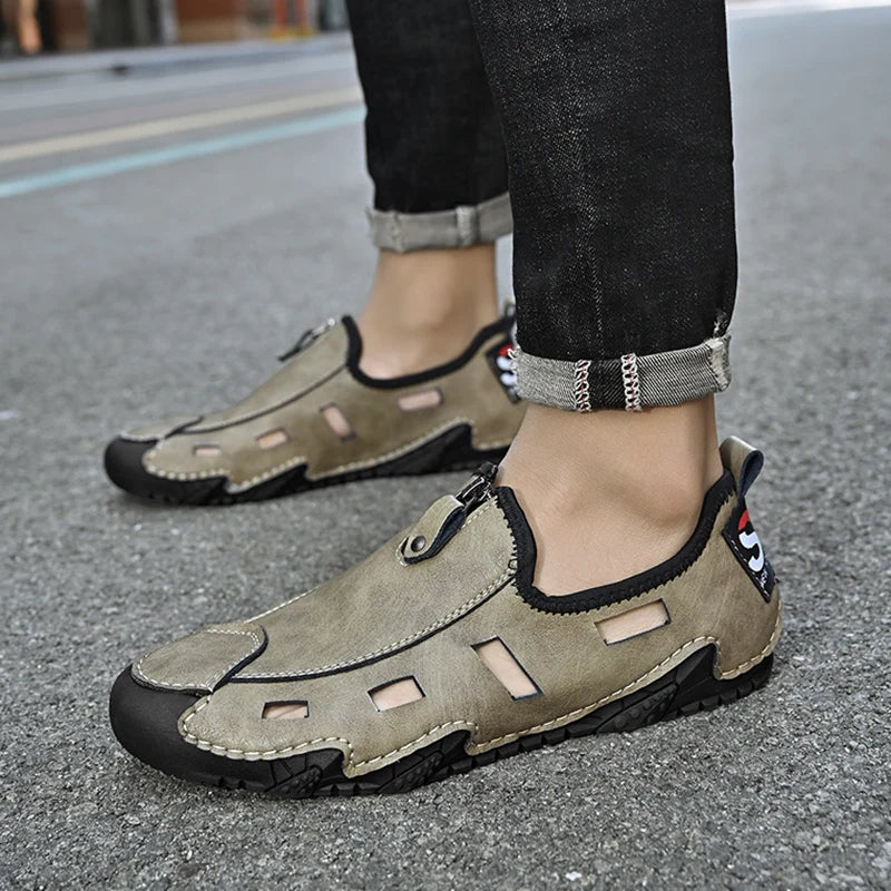 2022 Men's Outdoor Hiking Trekking Beach Hollow Leather Leisure Other Sandals Flat Sandals