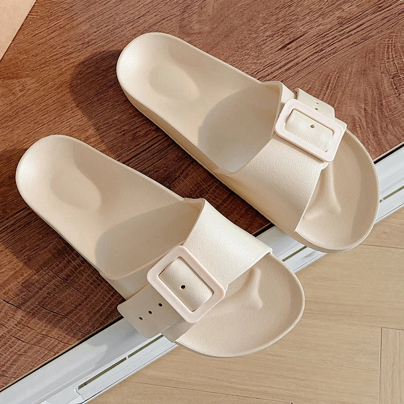 New Outing slippers for Women New Styles 2025 Low Price Big Size 43 Buckle Design Young Slide Sandals for Girls Brand Famous Oem
