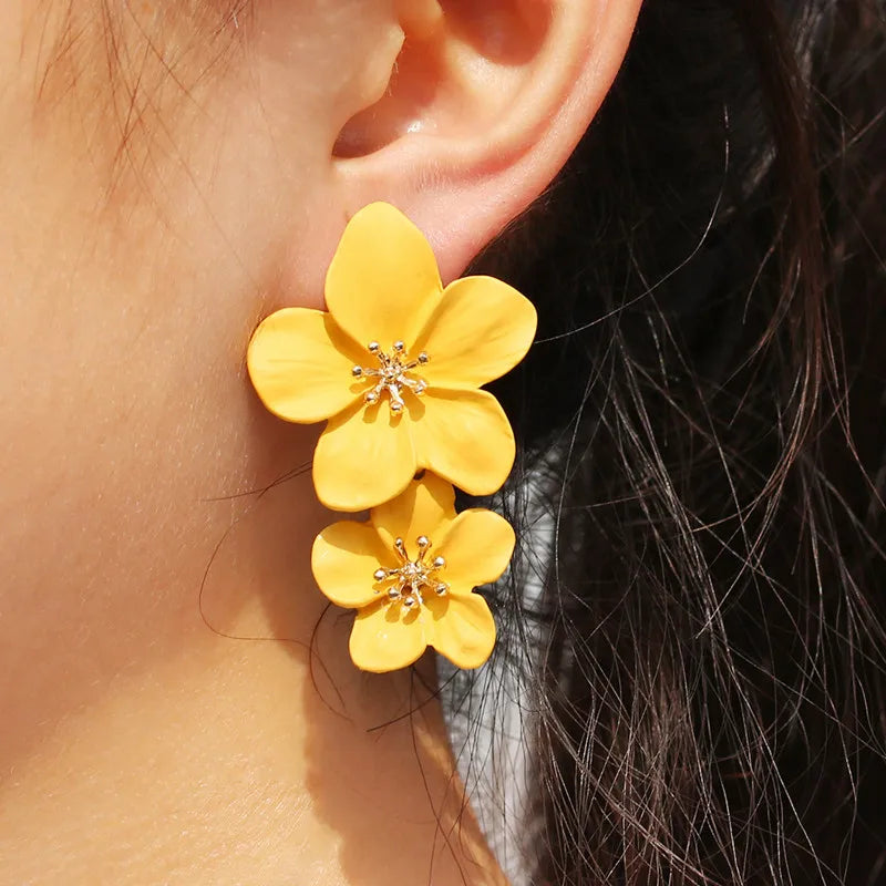 Pendientes coreanos grandes de doble flor para mujer, aretes llamativos de Metal para fiesta en la playa, joyería bohemia de moda, regalo para niña