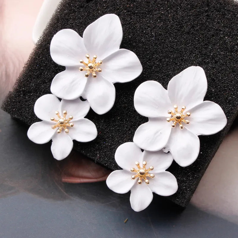 Pendientes coreanos grandes de doble flor para mujer, aretes llamativos de Metal para fiesta en la playa, joyería bohemia de moda, regalo para niña
