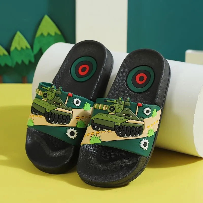 Zapatillas sin mangas de dibujos animados de verano para niños y niñas, chanclas de Pvc para el hogar, sandalias de playa antideslizantes para niños grandes de 3 a 14 años