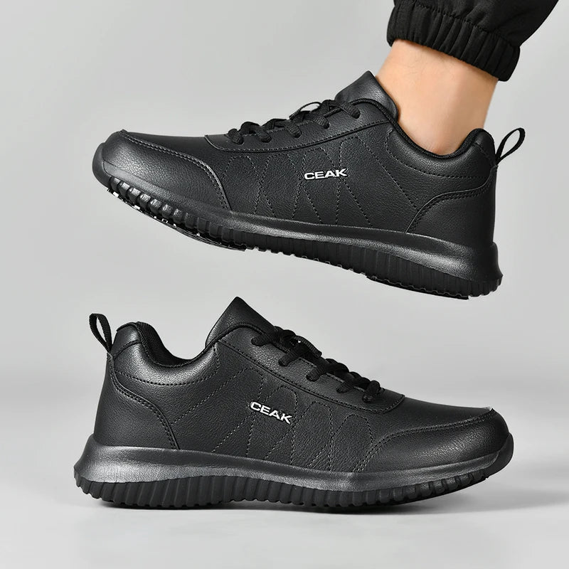 Zapatos de Chef de Hotel para las cuatro estaciones, antideslizantes, impermeables, a prueba de aceite, zapatos de trabajo de cocina, zapatillas ligeras y transpirables para caminar al aire libre para hombres