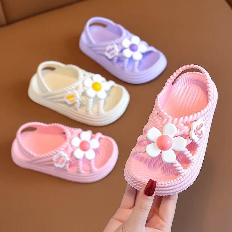 Nuevas Pantuflas Infantiles de Verano para Niñas y Niños, Antideslizantes para Baño y Playa, Sandalias de Suela Blanda para Bebés