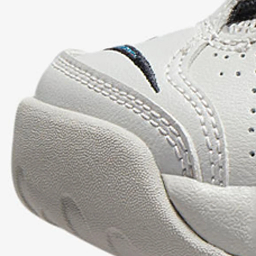 Nike Authentic Autumn New GS Zapatos de baloncesto para entrenamiento deportivo para mujer y jóvenes FJ1389-001