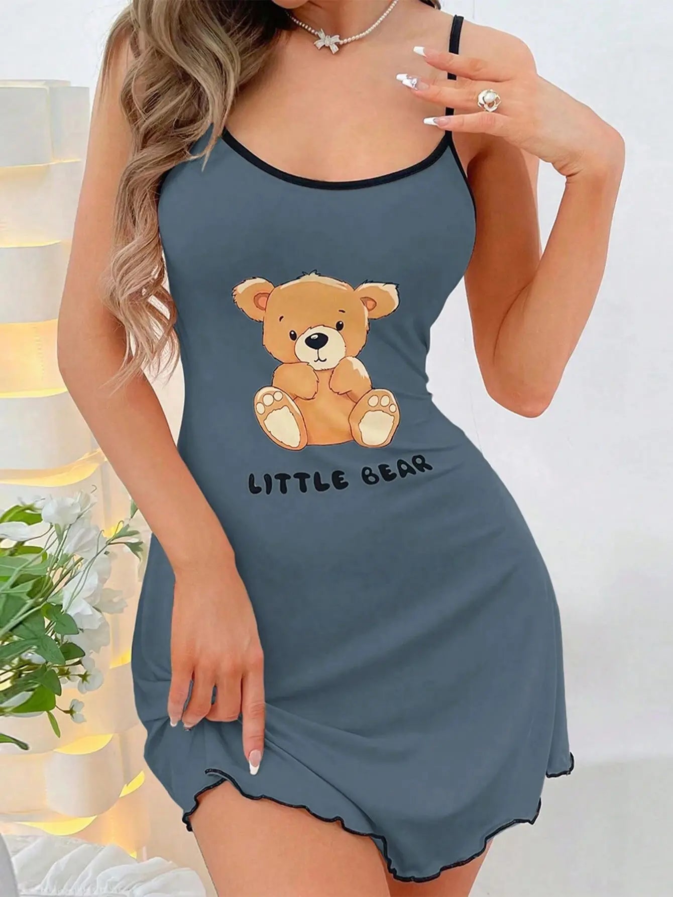 Camisón camisola con estampado de osito bonito para mujer, vestido para dormir con tirantes finos, Mini dobladillo de lechuga, ropa de descanso con ribete en contraste, estilo Y2K