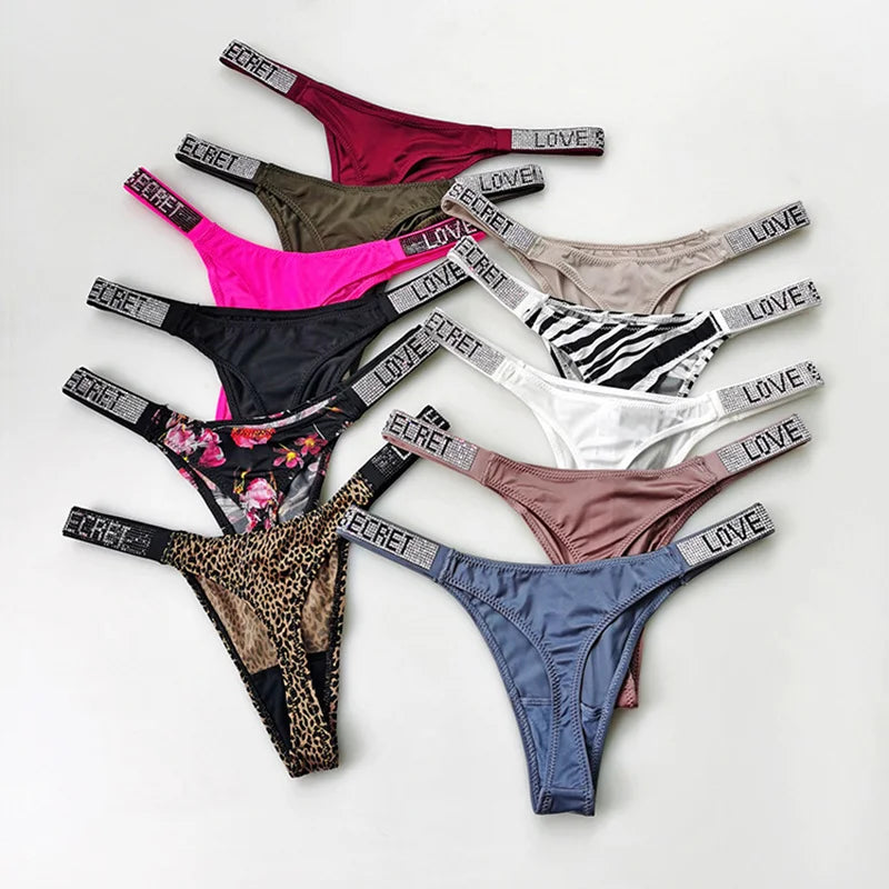 Tangas sexis de cintura baja para mujer, bragas con diamantes de imitación y letras, Tanga deportiva, pantalones cortos, calzoncillos con espalda en T, talla S-XL para Fitness