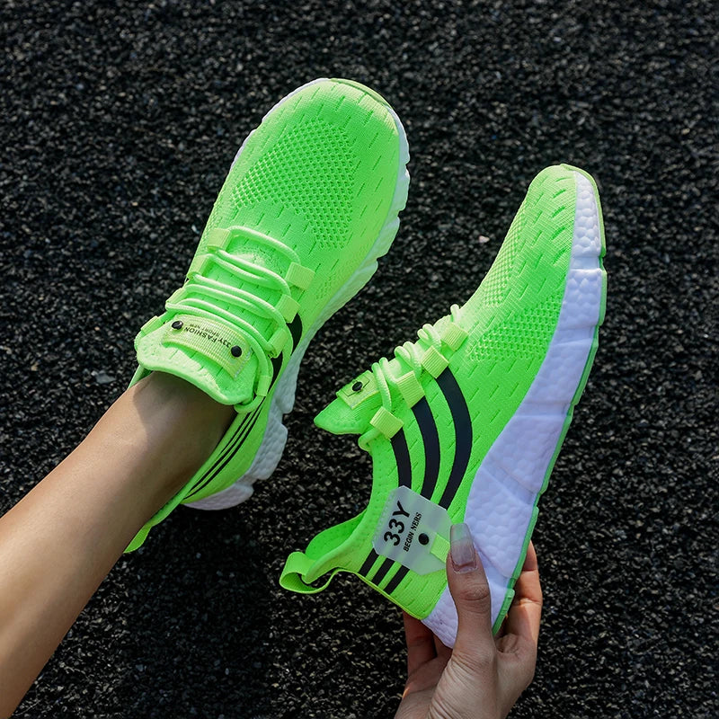 Zapatillas de deporte para hombre, zapatos informales clásicos transpirables, zapatillas de Tenis para hombre, novedad de 2024, zapatos cómodos de malla para exteriores para hombre, Tenis Masculino