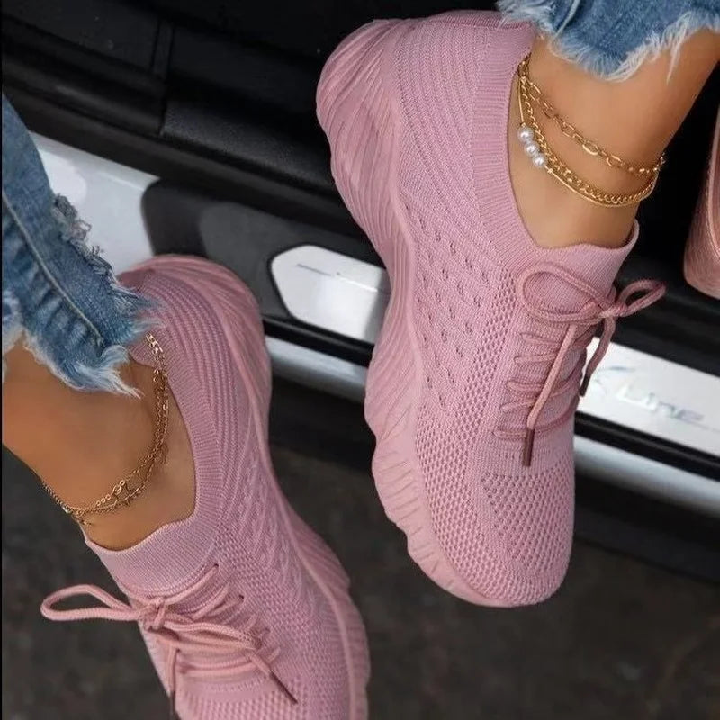 Zapatos deportivos informales rojos para mujer, zapatillas de tenis de malla cómodas, zapatillas ligeras para mujer, zapatos vulcanizados para estudiantes de talla grande 43, novedad de 2025