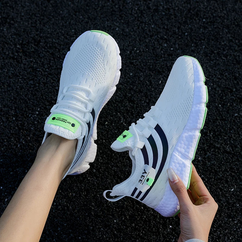 Zapatillas de deporte para hombre, zapatos informales clásicos transpirables, zapatillas de Tenis para hombre, novedad de 2024, zapatos cómodos de malla para exteriores para hombre, Tenis Masculino