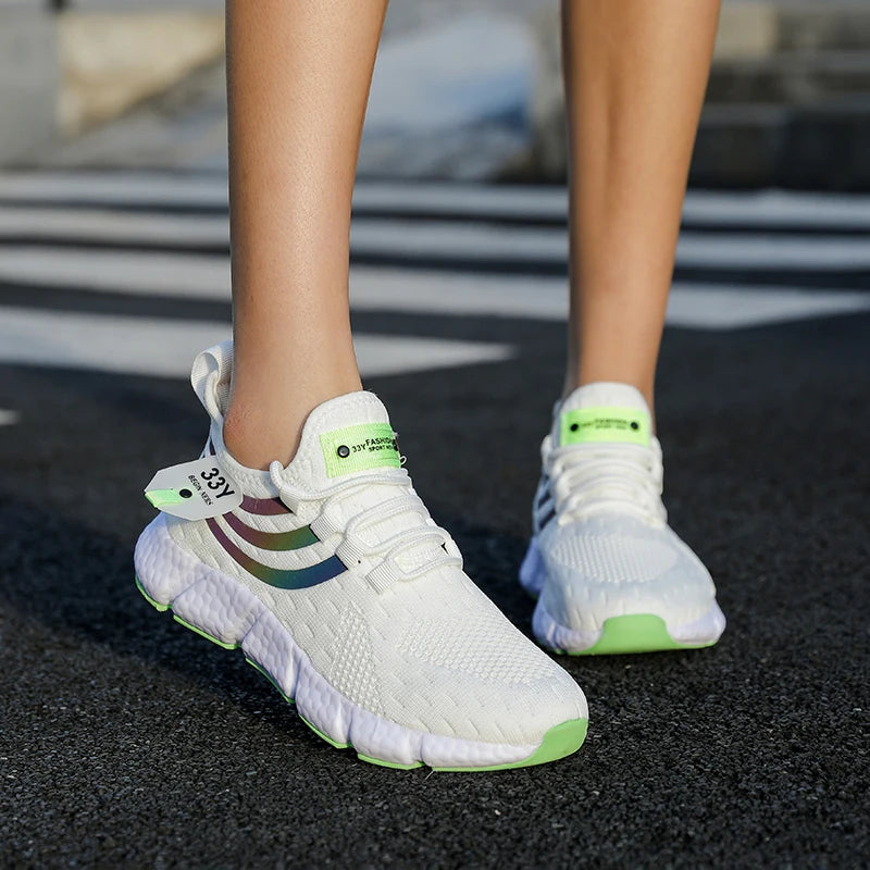 Zapatillas de deporte para hombre, zapatos informales clásicos transpirables, zapatillas de Tenis para hombre, novedad de 2024, zapatos cómodos de malla para exteriores para hombre, Tenis Masculino