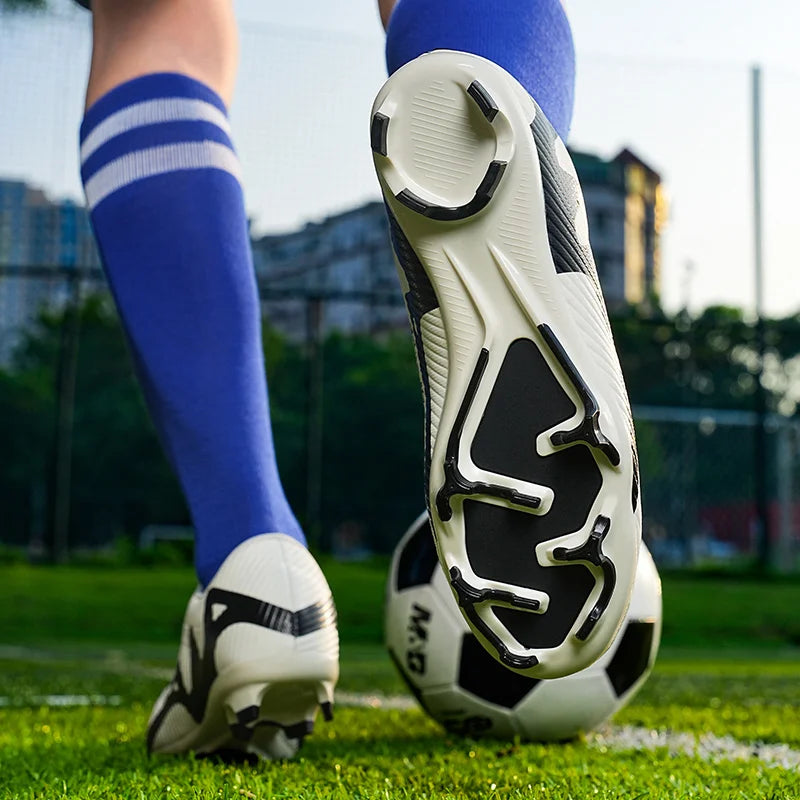 Botas de Fútbol Profesionales FG/TF para Hombre, Tacos Largos para Césped, Transpirables, Ligeras y Cómodas para Entrenamiento