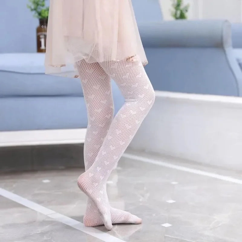 Medias blancas de princesa pequeña, mallas ajustadas de malla suaves y cómodas para niños, pantimedias para bebé Lolita en forma de corazón