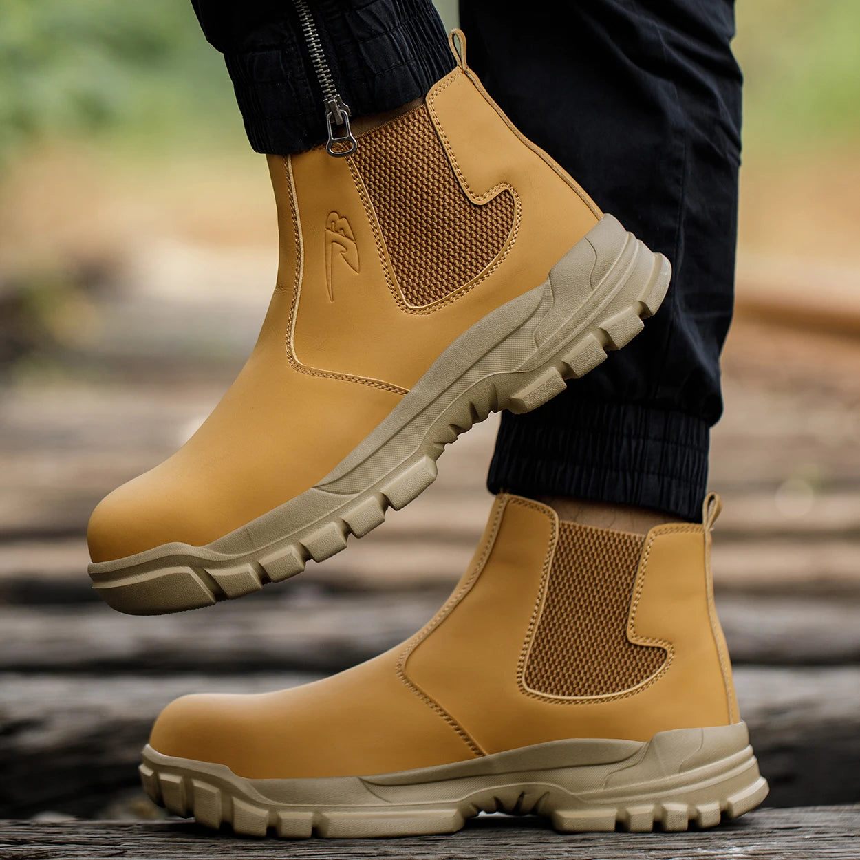 Botas de trabajo de seguridad impermeables para hombre, zapatos con punta de acero, botas tácticas de senderismo y aventura al aire libre, antiimpacto y antipinchazos