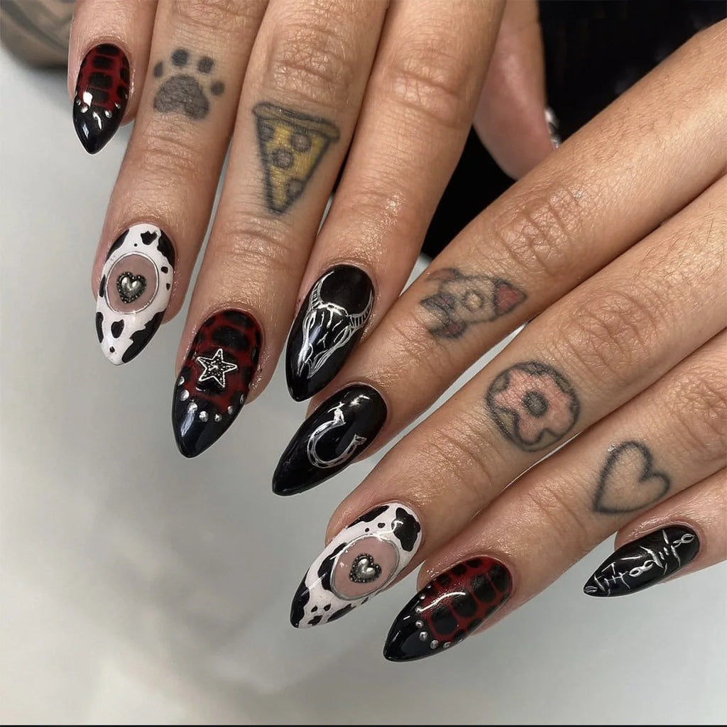 Uñas postizas negras con diseño de murciélago para Halloween, puntas de uñas decoradas con forma de almendra, con remaches y lazos, 24 unidades, uñas acrílicas reutilizables.