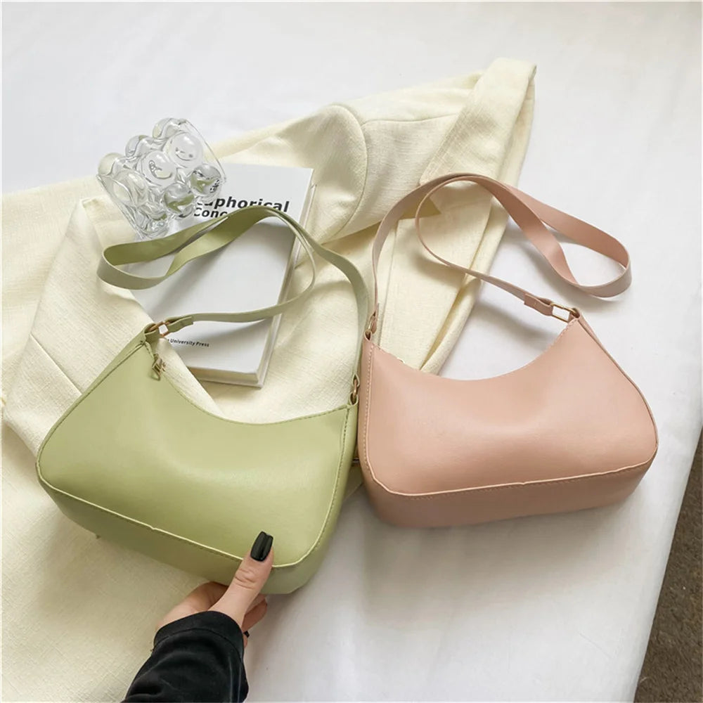 Bolso de mano de color sólido moderno y moderno, bolso cuadrado pequeño simple y nuevo, bolso para axila de un solo hombro elegante y de alta calidad