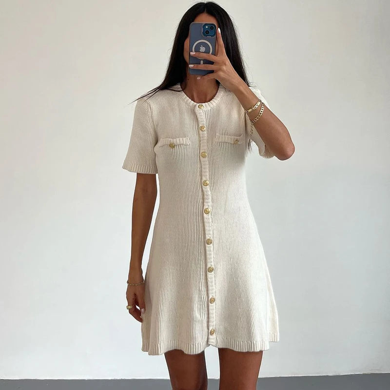 Minivestido blanco elegante de punto para mujer, suéter Sexy ajustado con botones de Metal, trajes de fiesta de vacaciones, otoño 2024