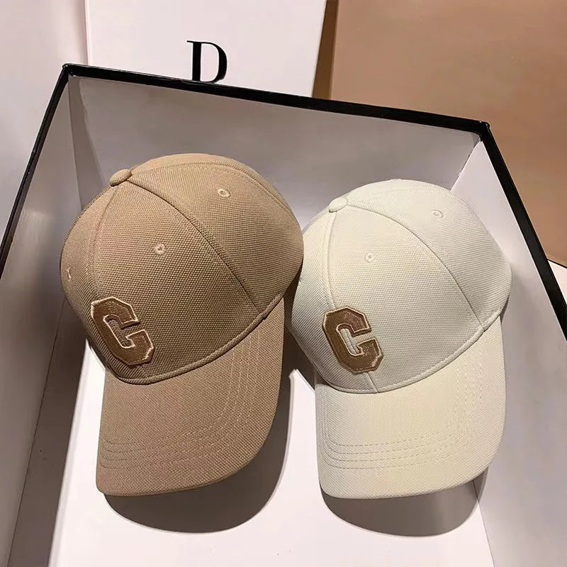 Sombreros para hombres 2023 nueva gorra de béisbol bordada con letra C Kpop moda pareja gorra Snapback hombres y mujeres sombreros para el sol Chapeau Homme