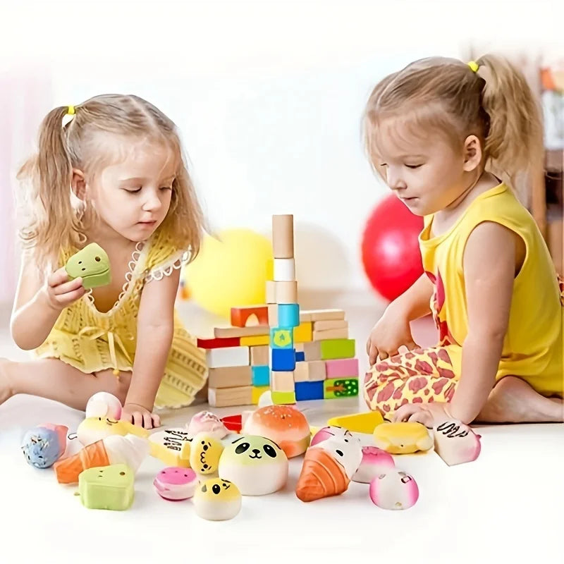 Nuevo 10 Uds. Juguete Squishies medio Mini juguetes de pan suave llave pastel de plátano tostada juguete blando juguetes Kawaii paquete blando juguete al azar