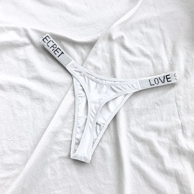 Tangas sexis de cintura baja para mujer, bragas con diamantes de imitación y letras, Tanga deportiva, pantalones cortos, calzoncillos con espalda en T, talla S-XL para Fitness