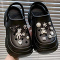 Zuecos con ventilación y decoración de oso bonito con perlas ostentosas, sandalias de playa para exteriores con plataforma de 7CM, zapatillas de verano para niñas, zapatos de mujer