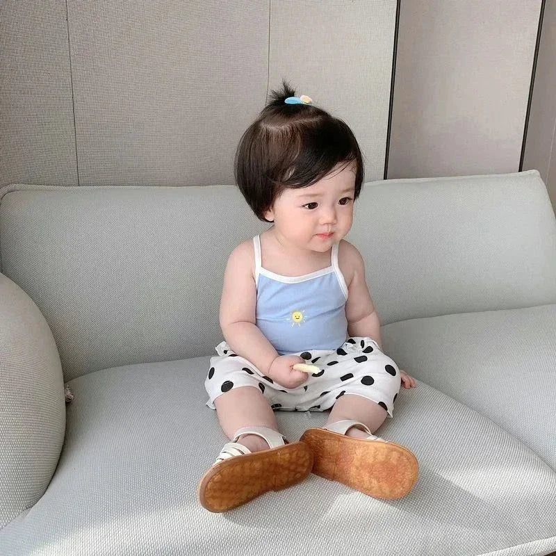 Ropa de verano para niños, camiseta sin mangas bonita de dibujos animados para niñas, chaleco informal coreano, camiseta bonita y dulce, disfraz para niñas 2024
