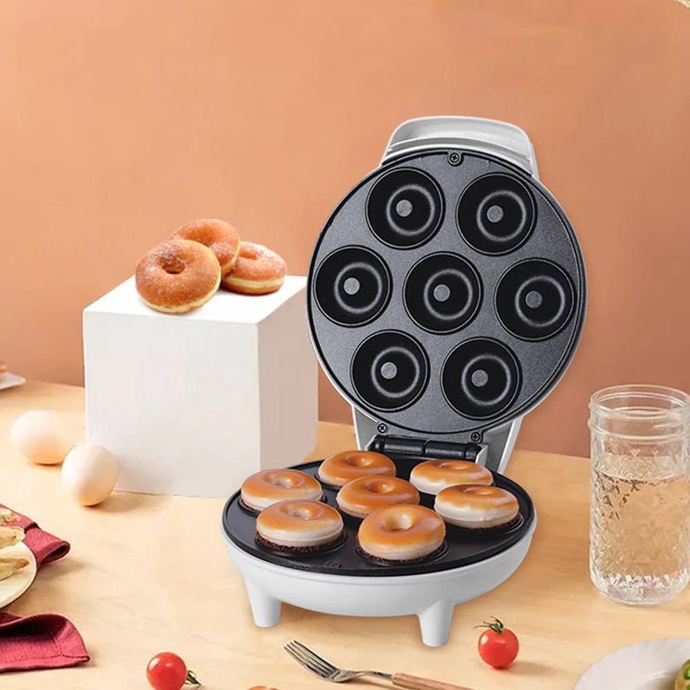 Mini máquina para hacer rosquillas, superficie antiadherente para niños, desayuno, aperitivos, postres, hace 7 donuts, electrodomésticos de Color blanco