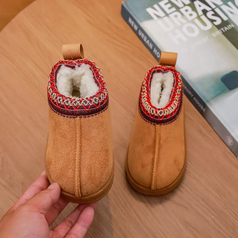 2025 nueva moda botines para niños suave invierno casual niñas zapatos de algodón Color sólido niños escuela botas de felpa zapatos cálidos