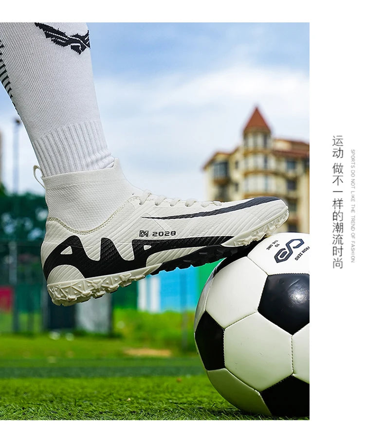 Zapatos de fútbol rosas a la moda para hombre, botas de fútbol ligeras profesionales con calcetín, zapatillas de fútbol originales antideslizantes para exteriores
