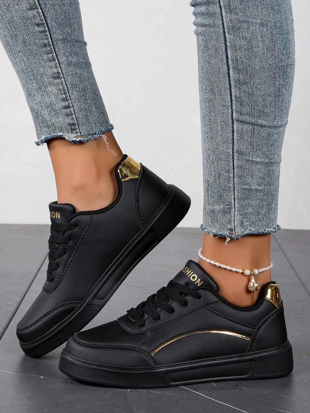 Baasploa Zapatillas de deporte informales para mujer Zapatillas de plataforma de cuero para mujer Zapatos de skate cómodos clásicos antideslizantes