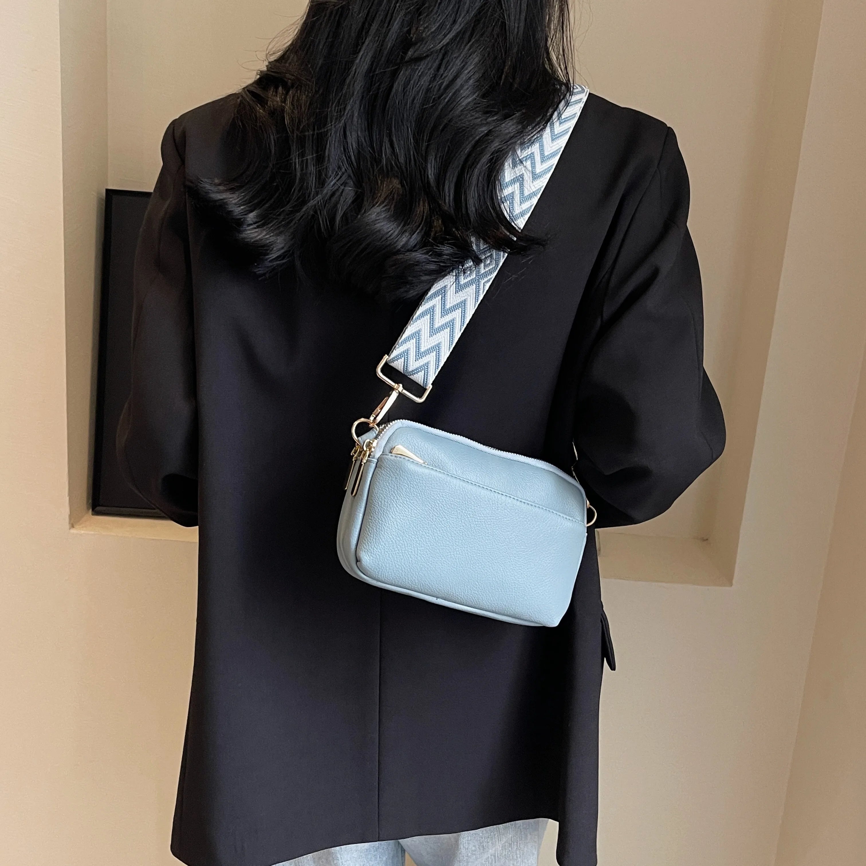 Bolso cruzado vegano elegante para mujer, bolso de hombro de PU minimalista y a la moda, compacto, espacioso, apto para teléfono