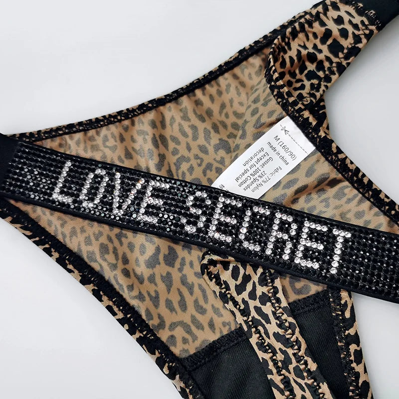Tangas sexis de cintura baja para mujer, bragas con diamantes de imitación y letras, Tanga deportiva, pantalones cortos, calzoncillos con espalda en T, talla S-XL para Fitness