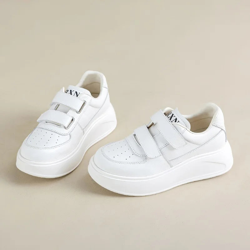 DRKANOL, zapatos de plataforma con suela gruesa y aumento de altura, zapatillas informales de cuero genuino para mujer, zapatos de tabla con gancho y bucle para mujer, color blanco