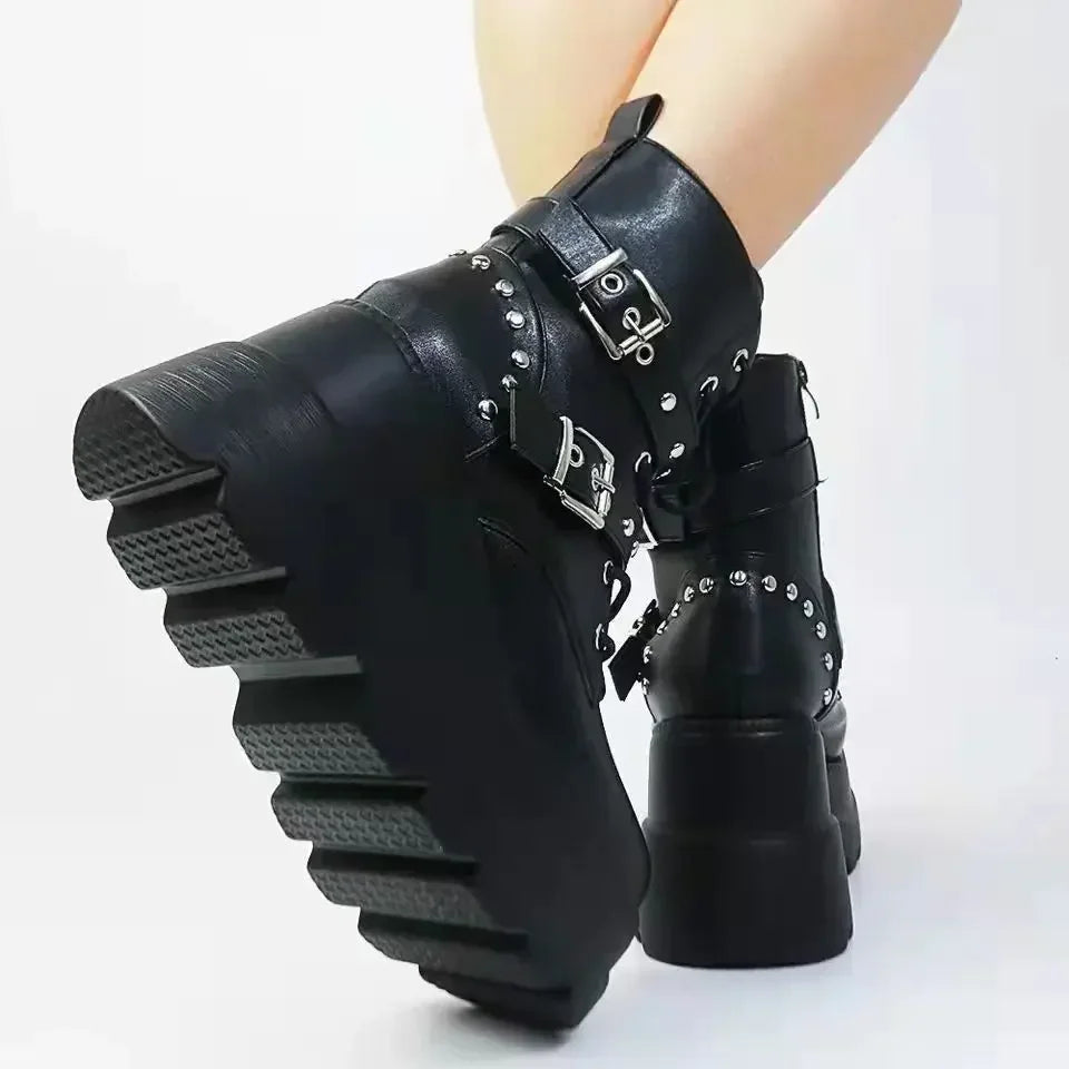 Nuevos botines de cuero Pu para mujer, Otoño Invierno, zapatos con cordones y punta redonda, botas góticas con plataforma para motocicleta para mujer, Cosplay