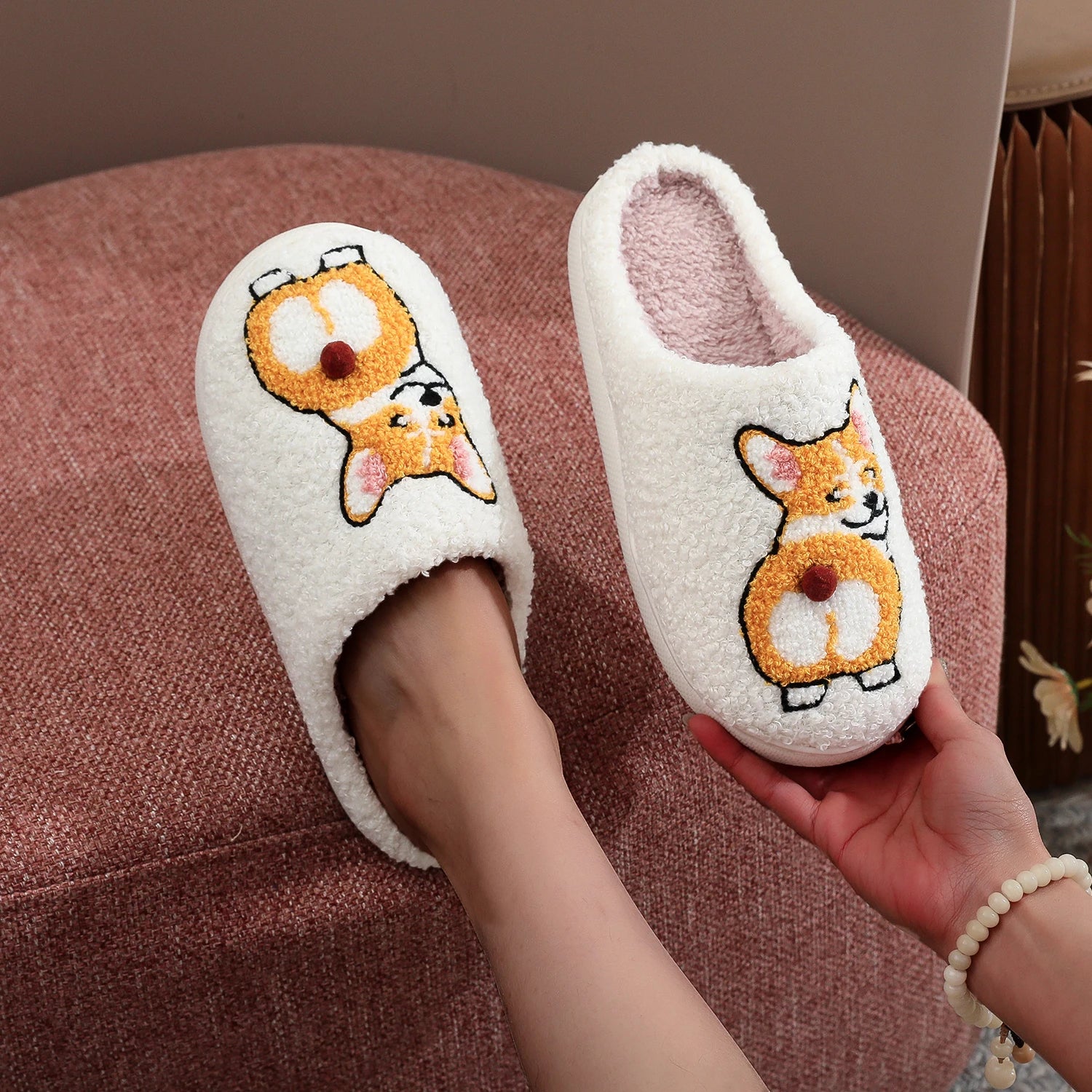 Pantuflas de algodón afelpadas y cómodas con suela gruesa, bordadas con patrón de perro Corgi, cálidas, antideslizantes, para interiores, regalo para amantes de los perros, unisex