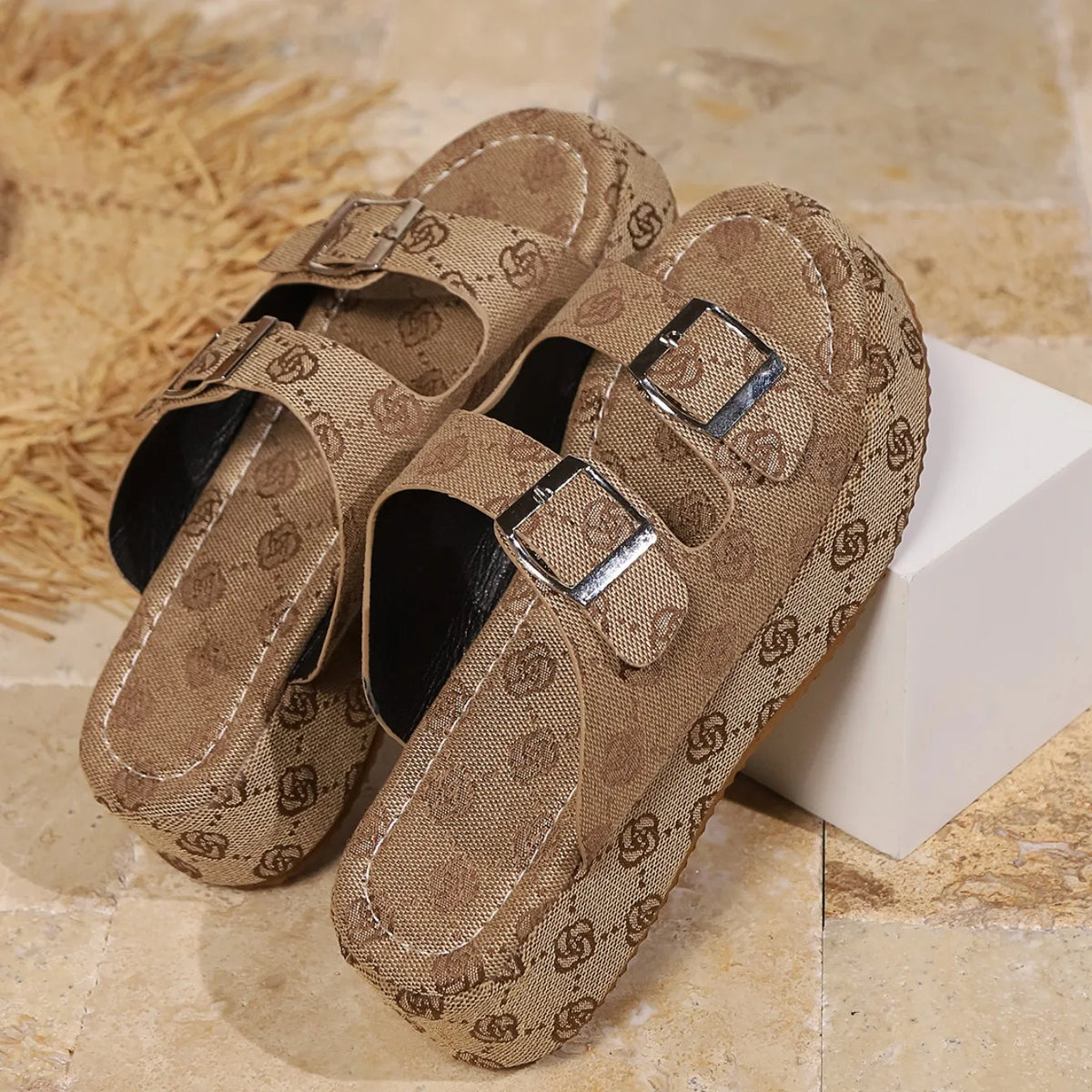 Zapatillas a la moda para mujer, sandalias de plataforma para banquete, fiesta, playa, 2024
