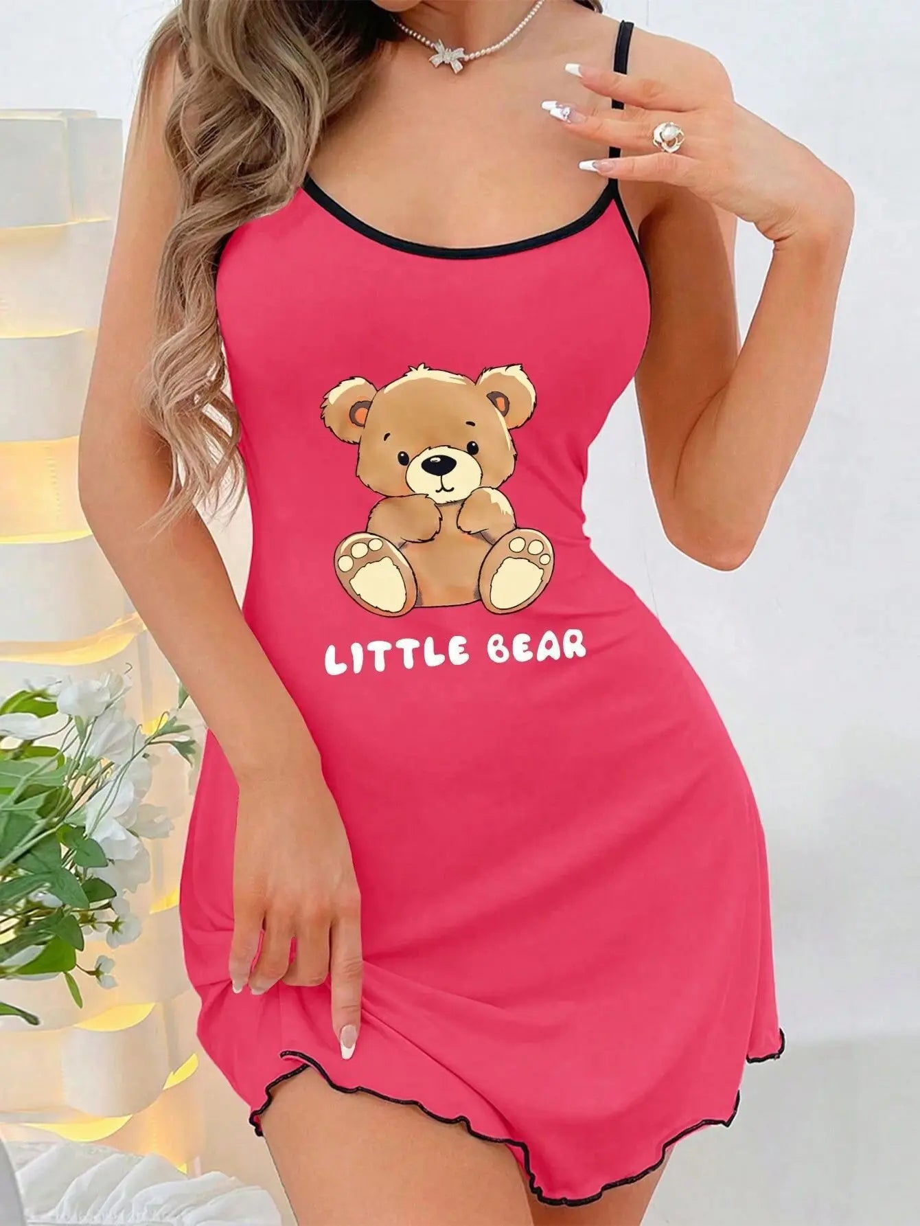Camisón camisola con estampado de osito bonito para mujer, vestido para dormir con tirantes finos, Mini dobladillo de lechuga, ropa de descanso con ribete en contraste, estilo Y2K