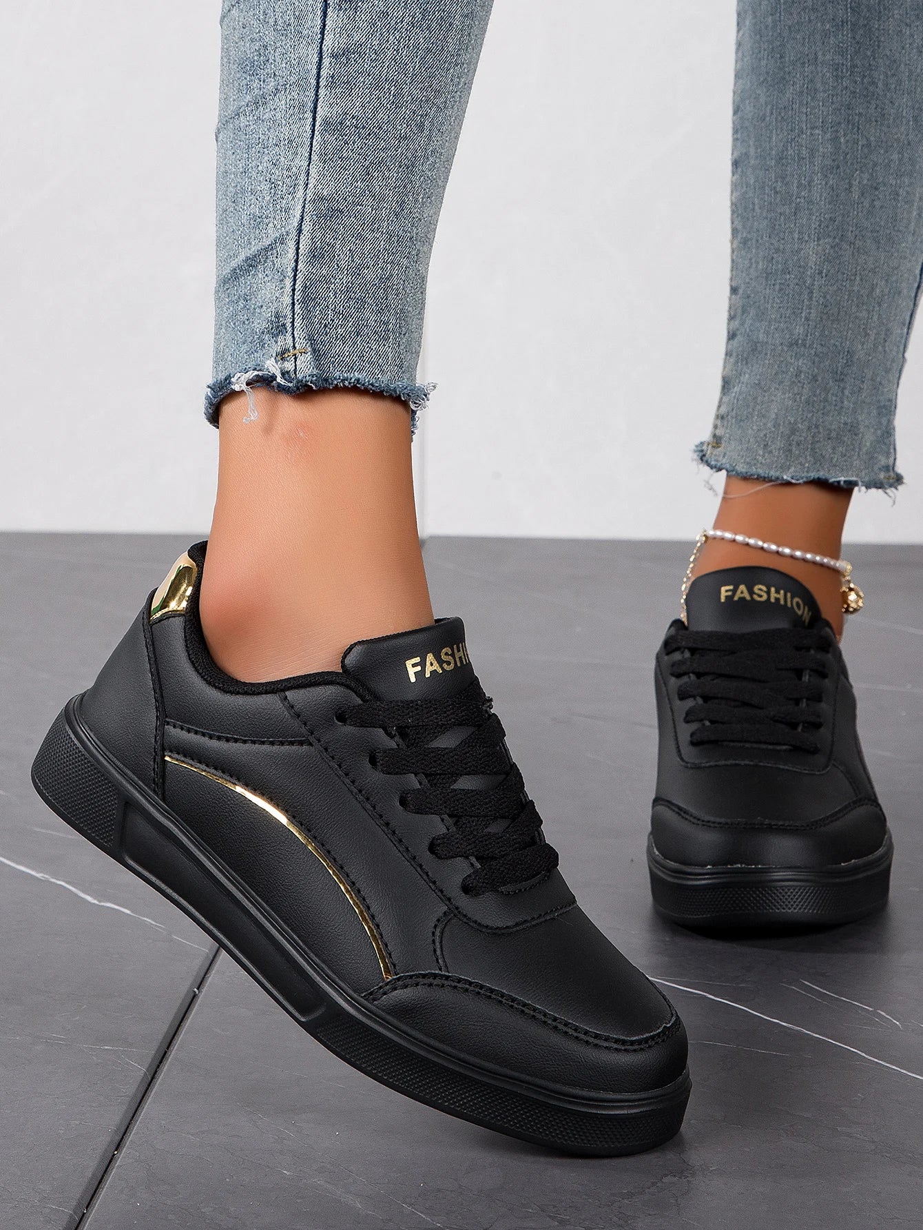 Baasploa Zapatillas de deporte informales para mujer Zapatillas de plataforma de cuero para mujer Zapatos de skate cómodos clásicos antideslizantes