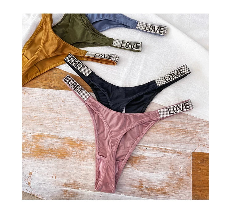Tangas sexis de cintura baja para mujer, bragas con diamantes de imitación y letras, Tanga deportiva, pantalones cortos, calzoncillos con espalda en T, talla S-XL para Fitness